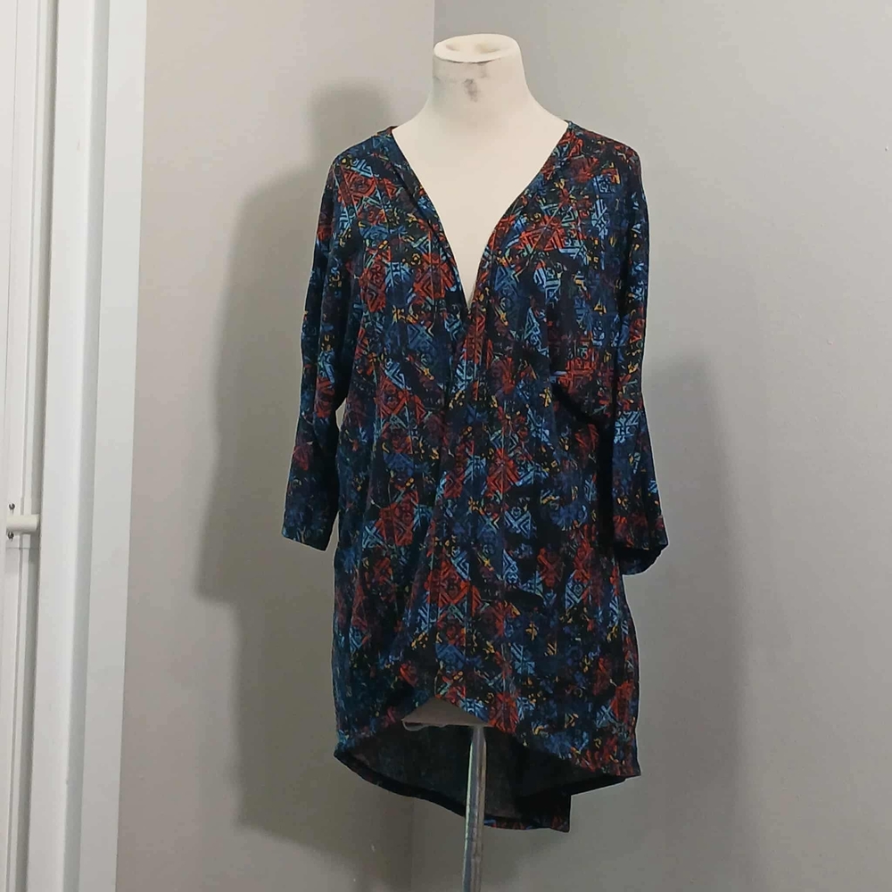 #65 Colorful Geometric Patterned Cardigan